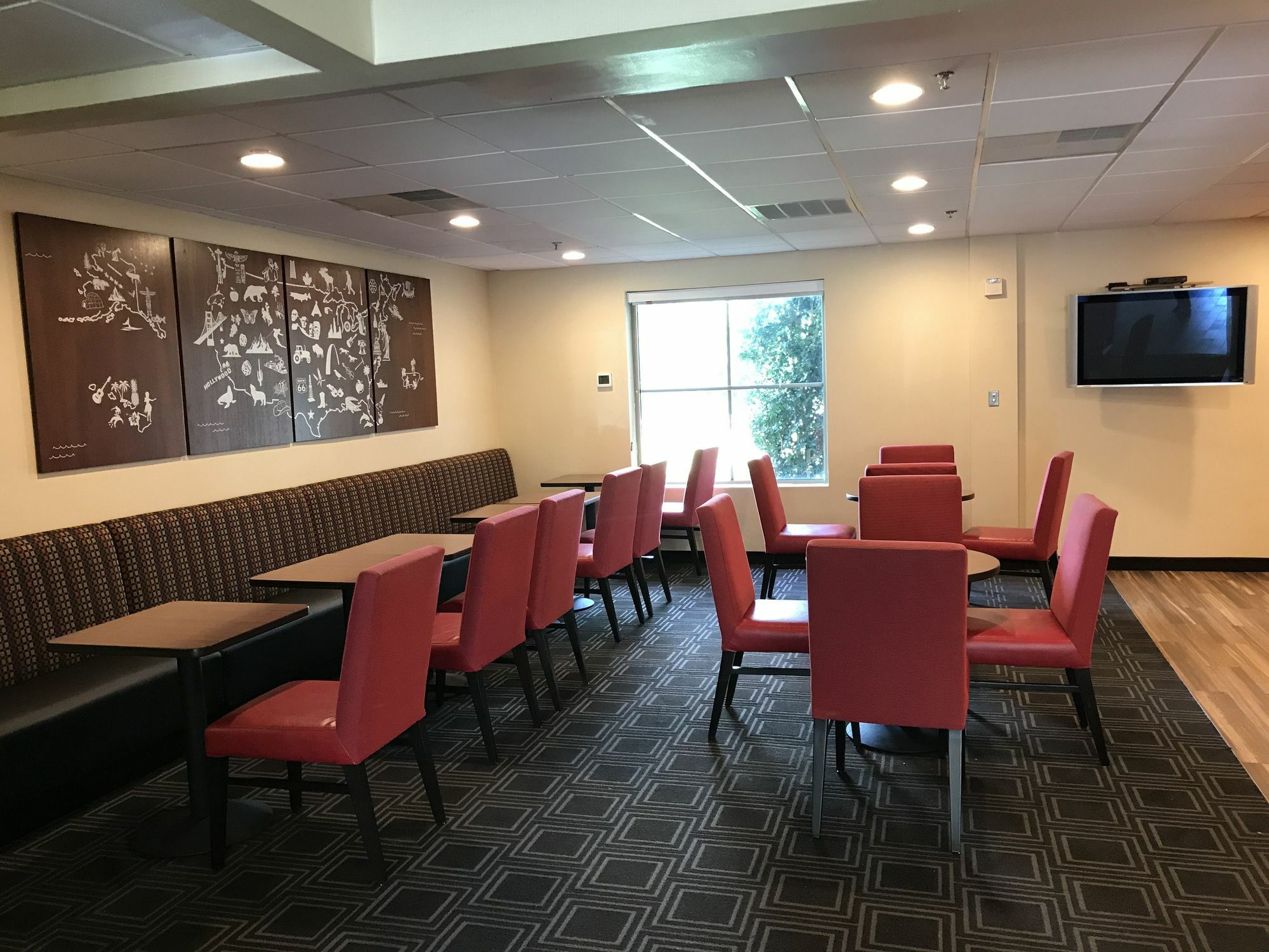 Towneplace Suites Wilmington Newark / Christiana Extérieur photo